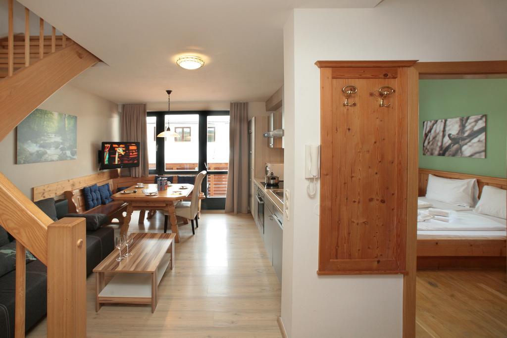 Der Wildbachhof - Contactless Check In Appartement Zell am See Buitenkant foto