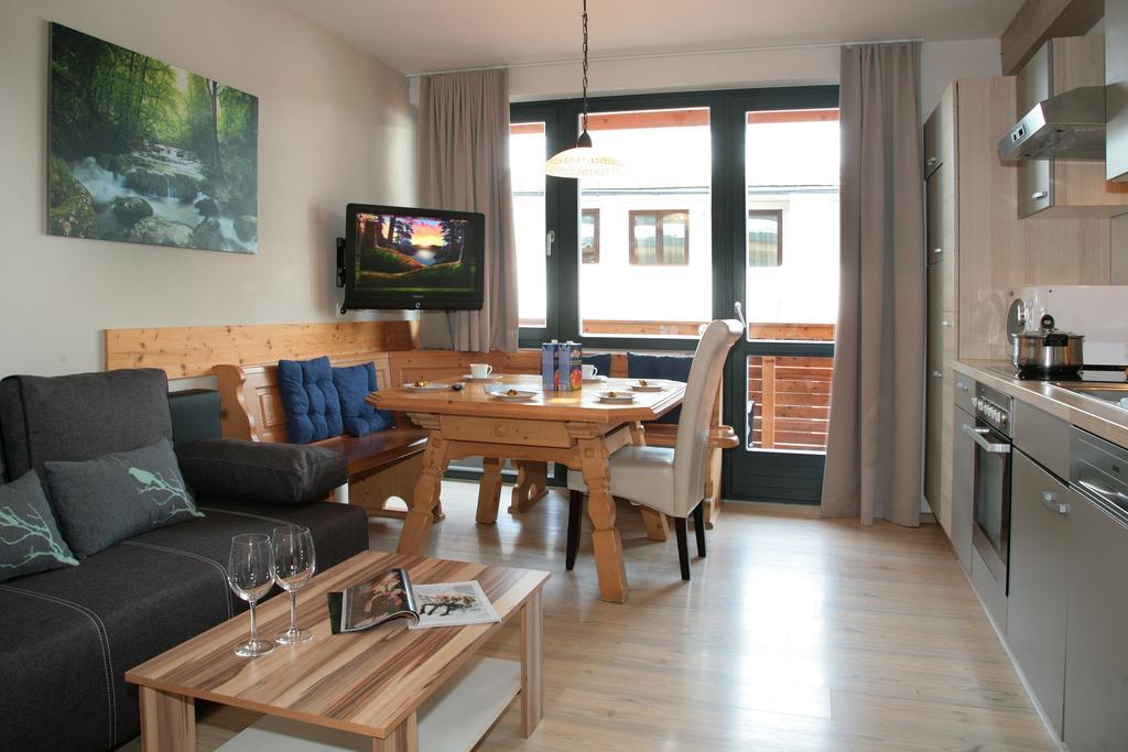 Der Wildbachhof - Contactless Check In Appartement Zell am See Buitenkant foto